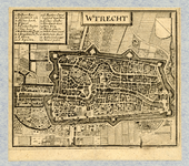 212026 Plattegrond van de stad Utrecht met directe omgeving; met stratenplan, verkavelingen, wegen en watergangen en ...